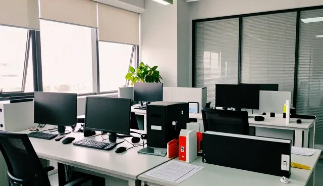 商务代理服务在实际场景中的应用与维护建议
