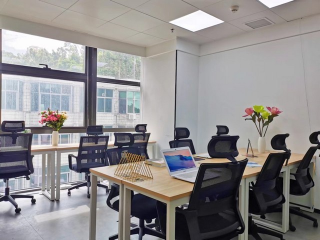 湖南金融自动尾板